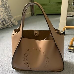Authentic Stella McCartney Crossbody in Excellent Condition